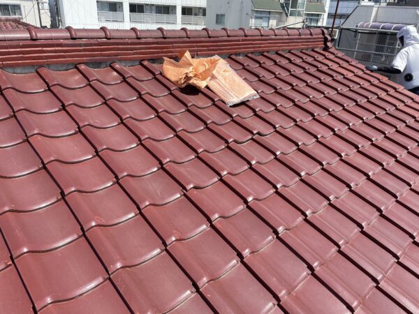 横浜市港南区にて屋根修理〈瓦屋根葺き替え〉の施工前写真